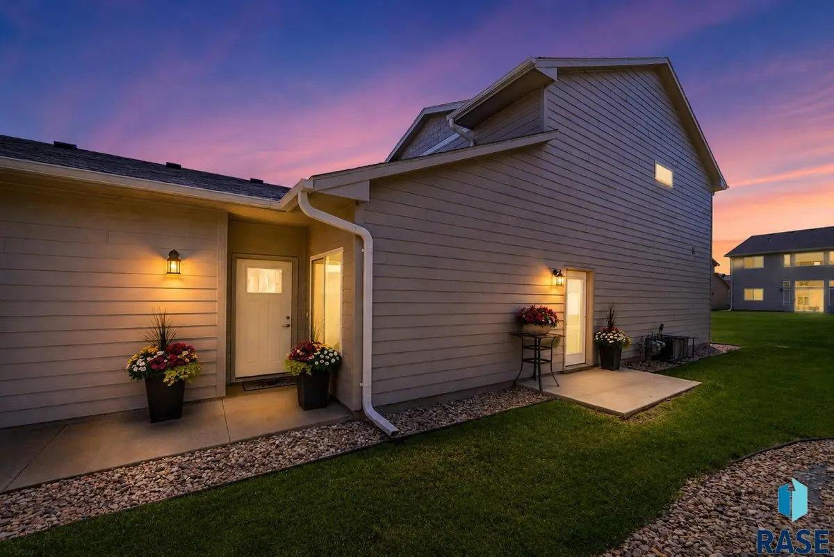 6156 S Alki Pl, Sioux Falls, SD 57108 - #1