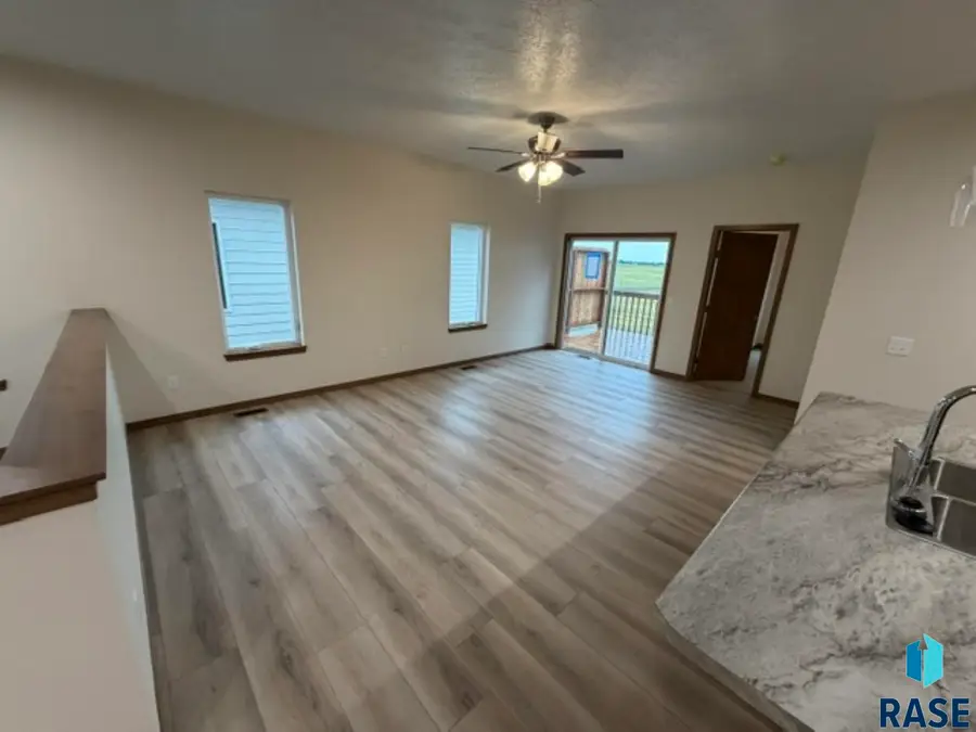 3603 S Heather Ave, Sioux Falls, SD 57106 - #3