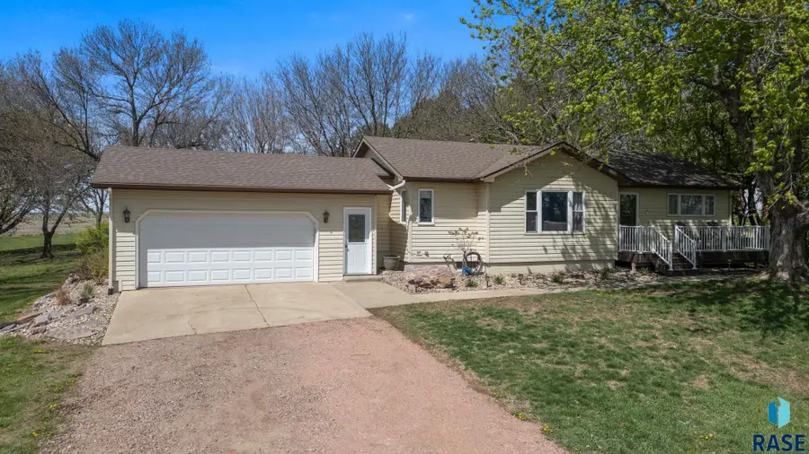 26211 485th Ave, Valley Springs, SD 57068 - #3