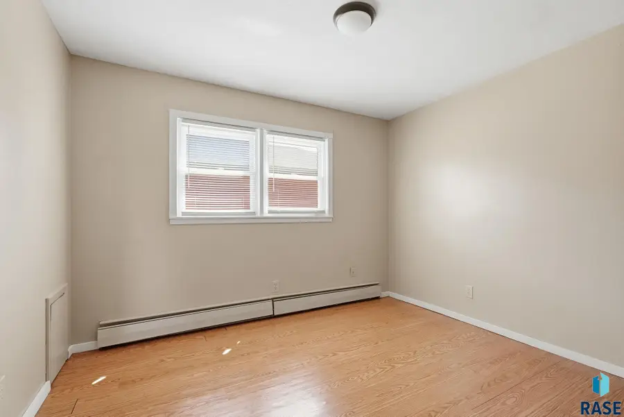 511 -517 Main St S, Lennox, SD 57039 - #2