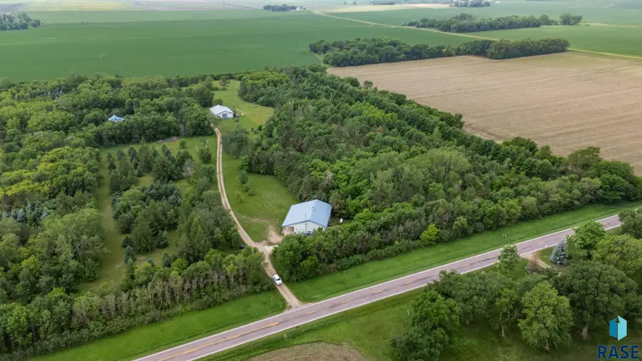 47553 319th St, Elk Point, SD 57025 - #2