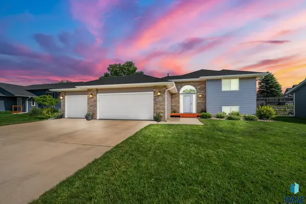 6612 W 61st St, Sioux Falls, SD 57106