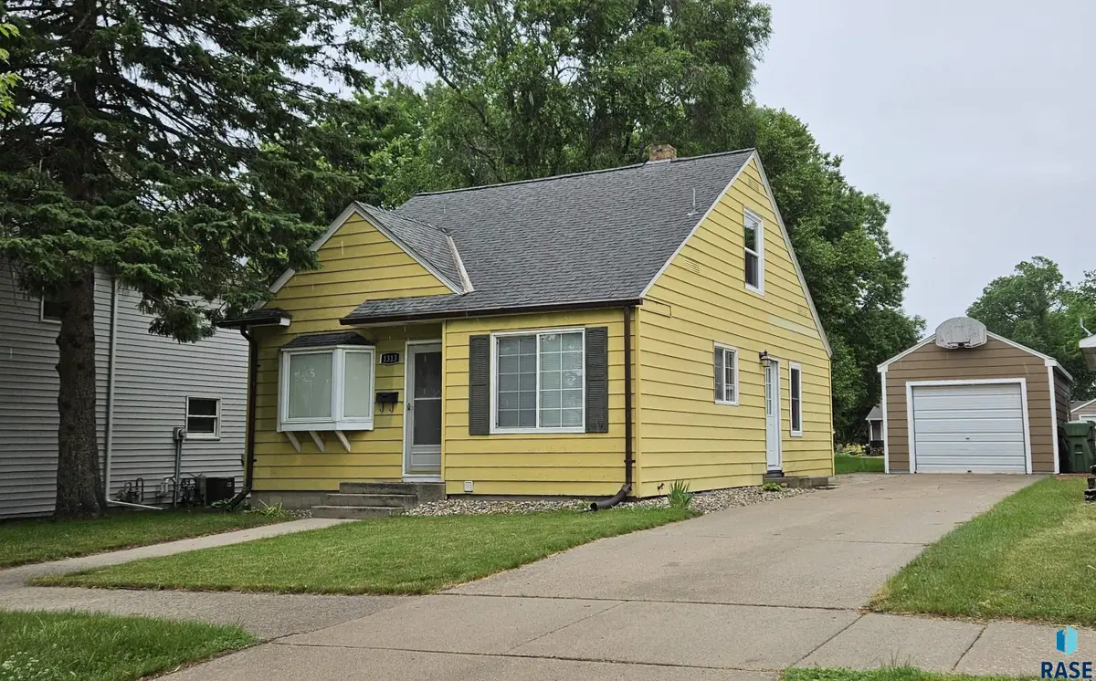 1313 2nd St, Brookings, SD 57006 - #1