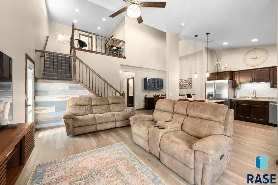 4430 W Kinsley Pl, Sioux Falls, SD 57108 - #2