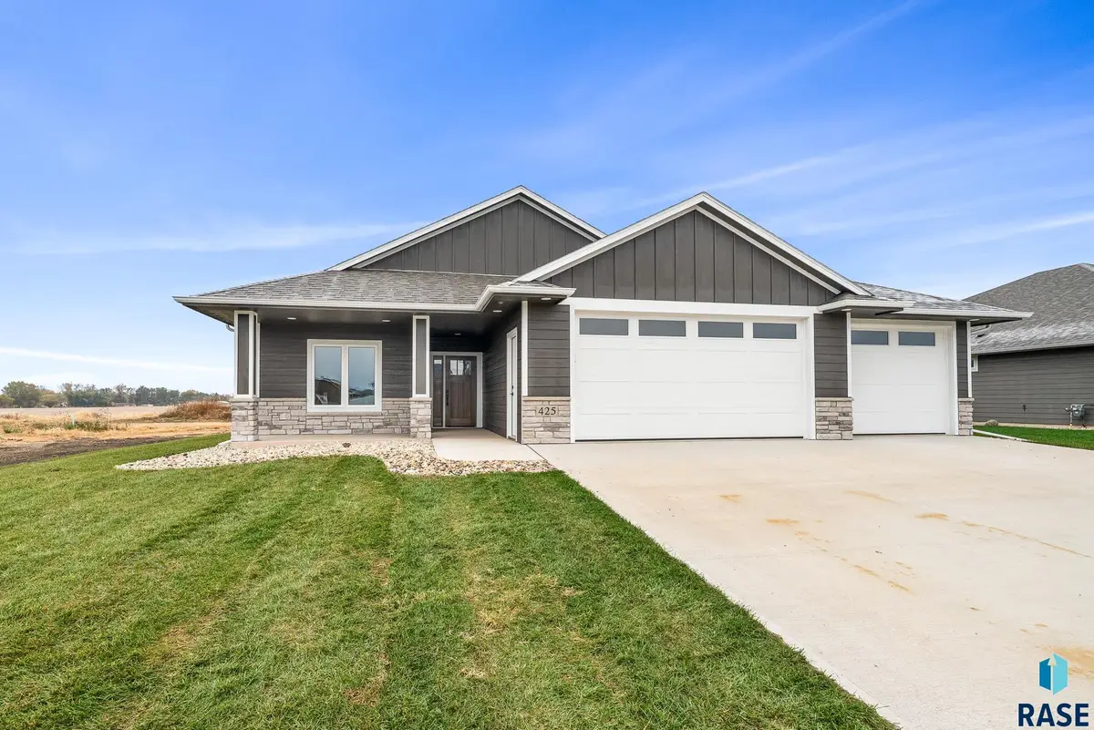325 E 8th St, Tea, SD 57064 - #1