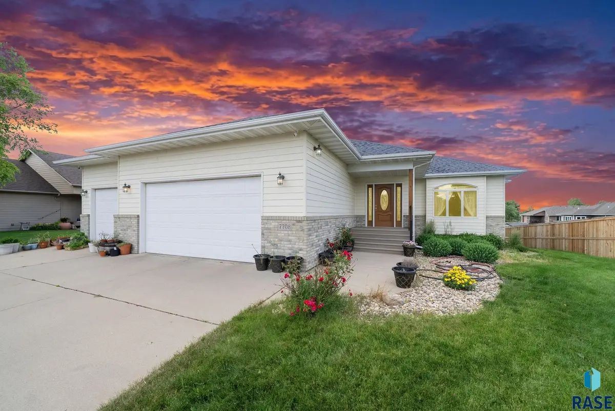 7708 W Justice St, Sioux Falls, SD 57106 - #1