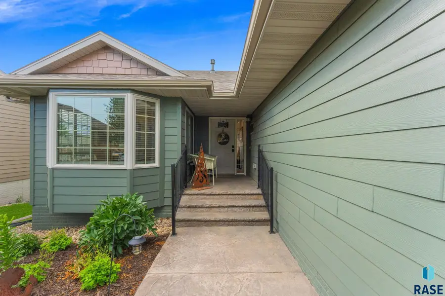 7508 W Grinnell Cir, Sioux Falls, SD 57106 - #3
