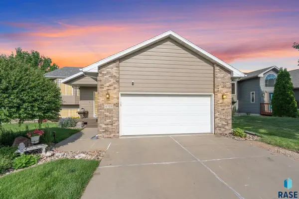 4709 S Dunlap Ave, Sioux Falls, SD 57106
