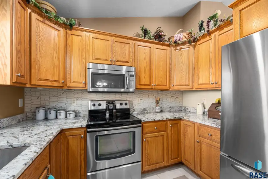 4709 S Dunlap Ave, Sioux Falls, SD 57106 - #3