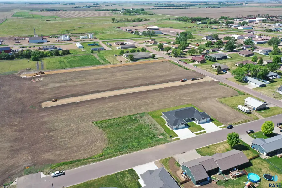 110 Hollister Ave, Salem, SD 57058 - #3