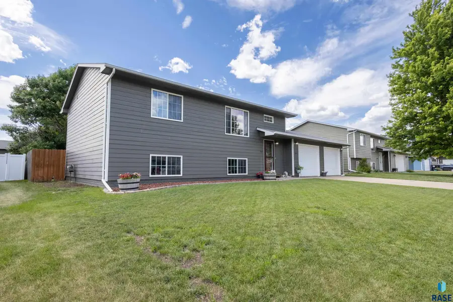 209 N Chris St, Worthing, SD 57077 - #2
