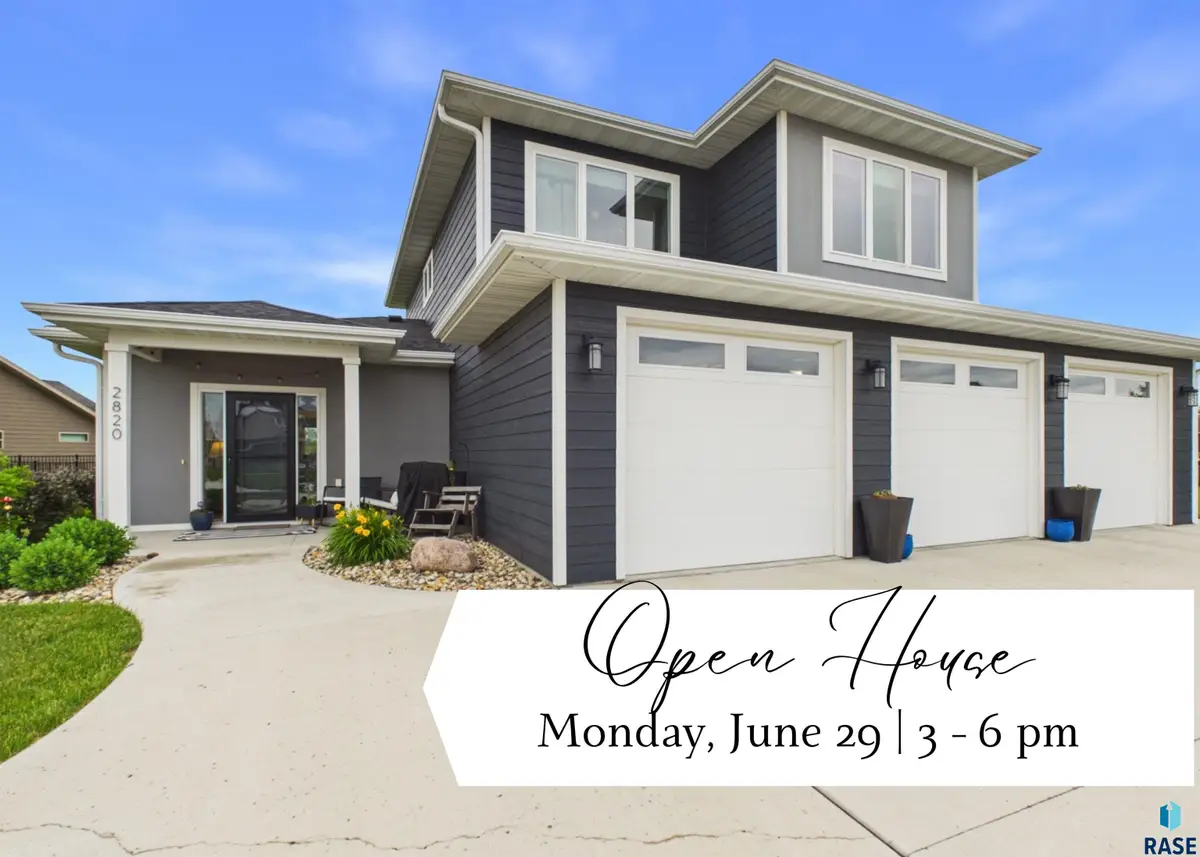 2820 Sweetgrass Dr, Brookings, SD 57006 - #1