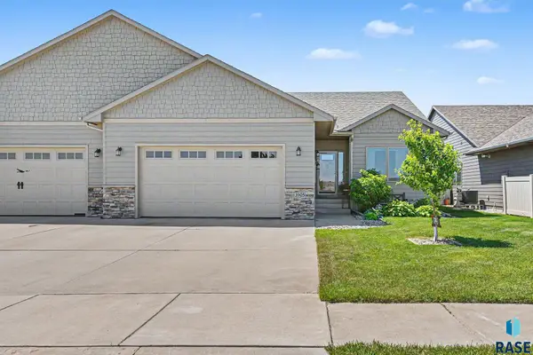 3905 E 68th St, Sioux Falls, SD 57108