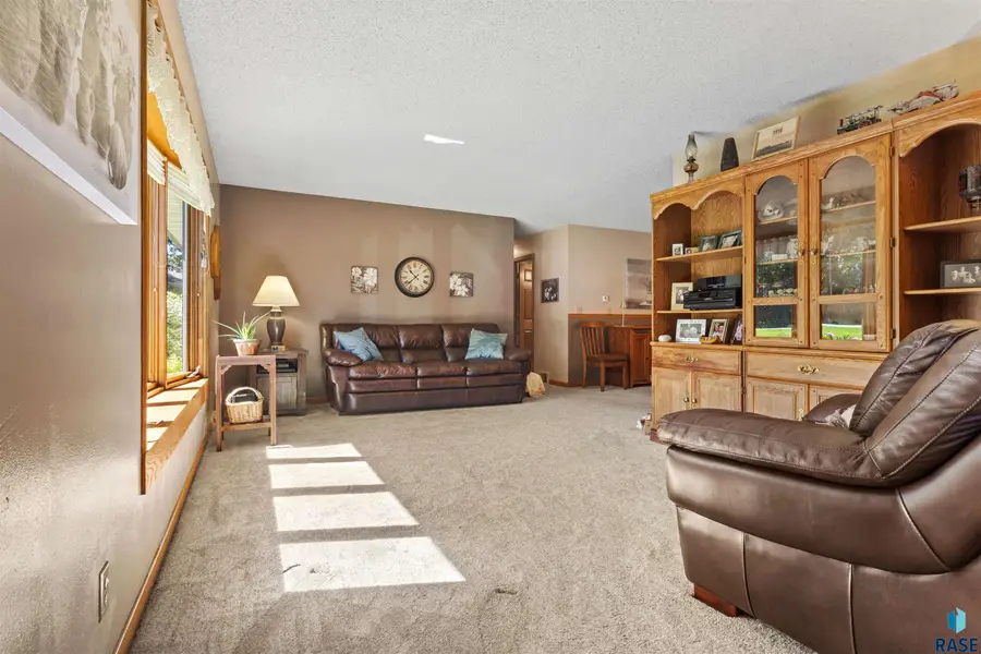 505 Grant Ave, Willow Lake, SD 57278 - #3