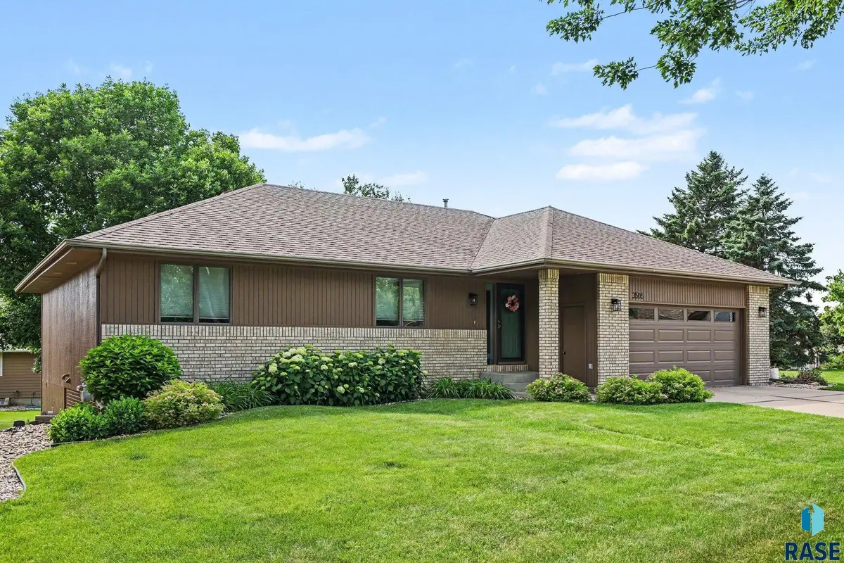 3505 S Micah Cir, Sioux Falls, SD 57103 - #1