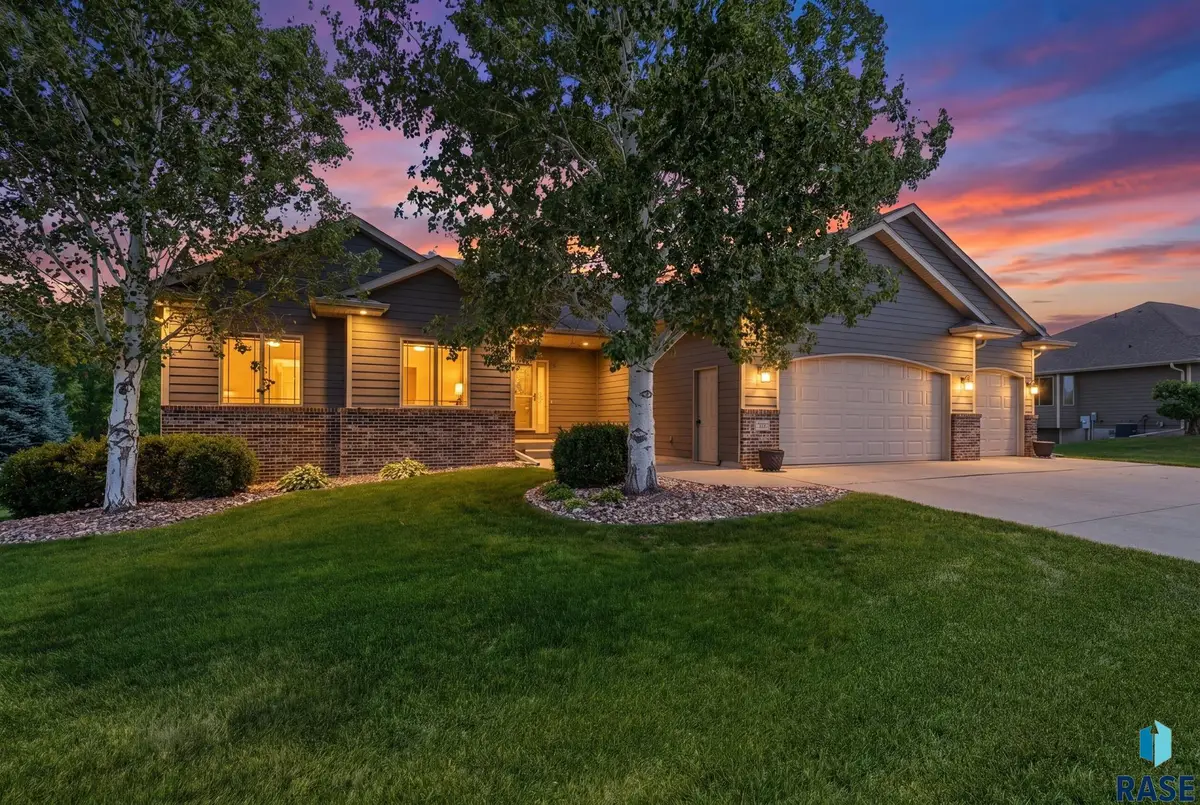 1705 W Ashton Trl, Brandon, SD 57005 - #1