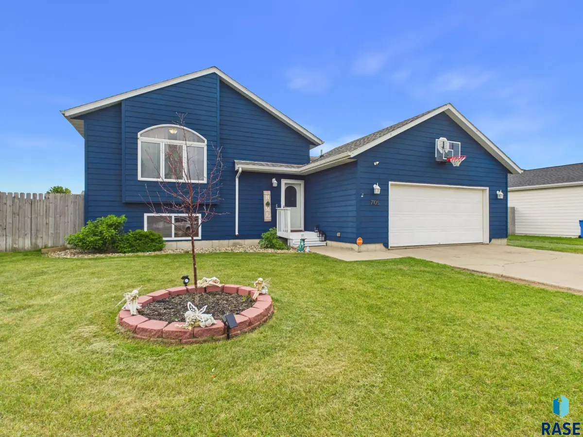 7105 W 65th St, Sioux Falls, SD 57106 - #1