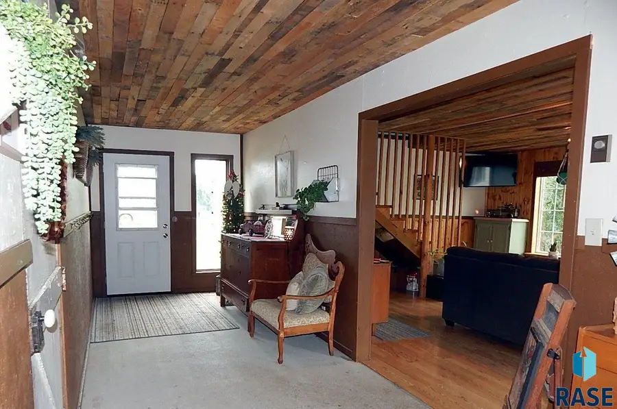 100 Beach St St, Fairview, SD 57027 - #2