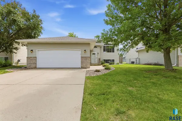 7409 W 50th St, Sioux Falls, SD 57106