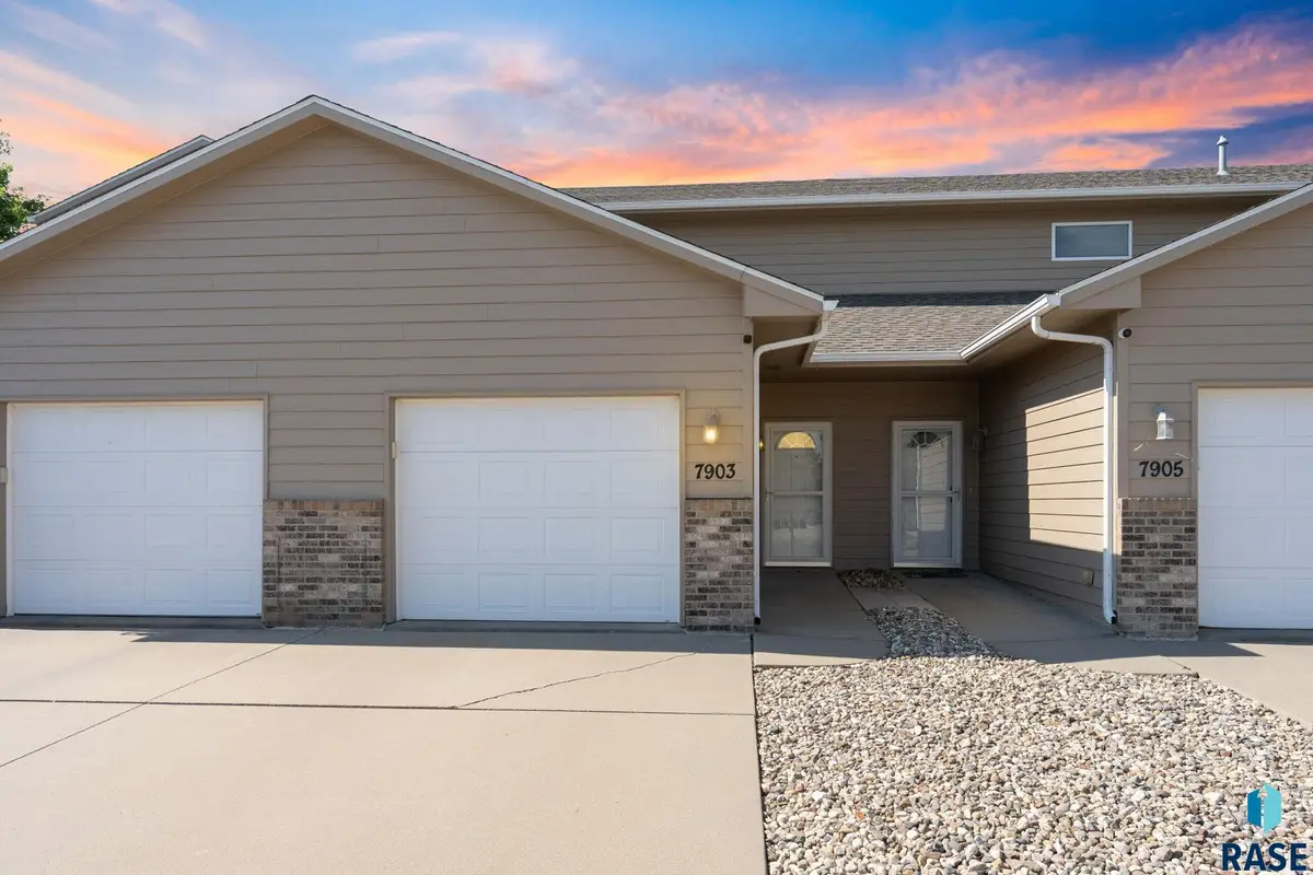 7903 W Lobelia St #2, Sioux Falls, SD 57106 - #1