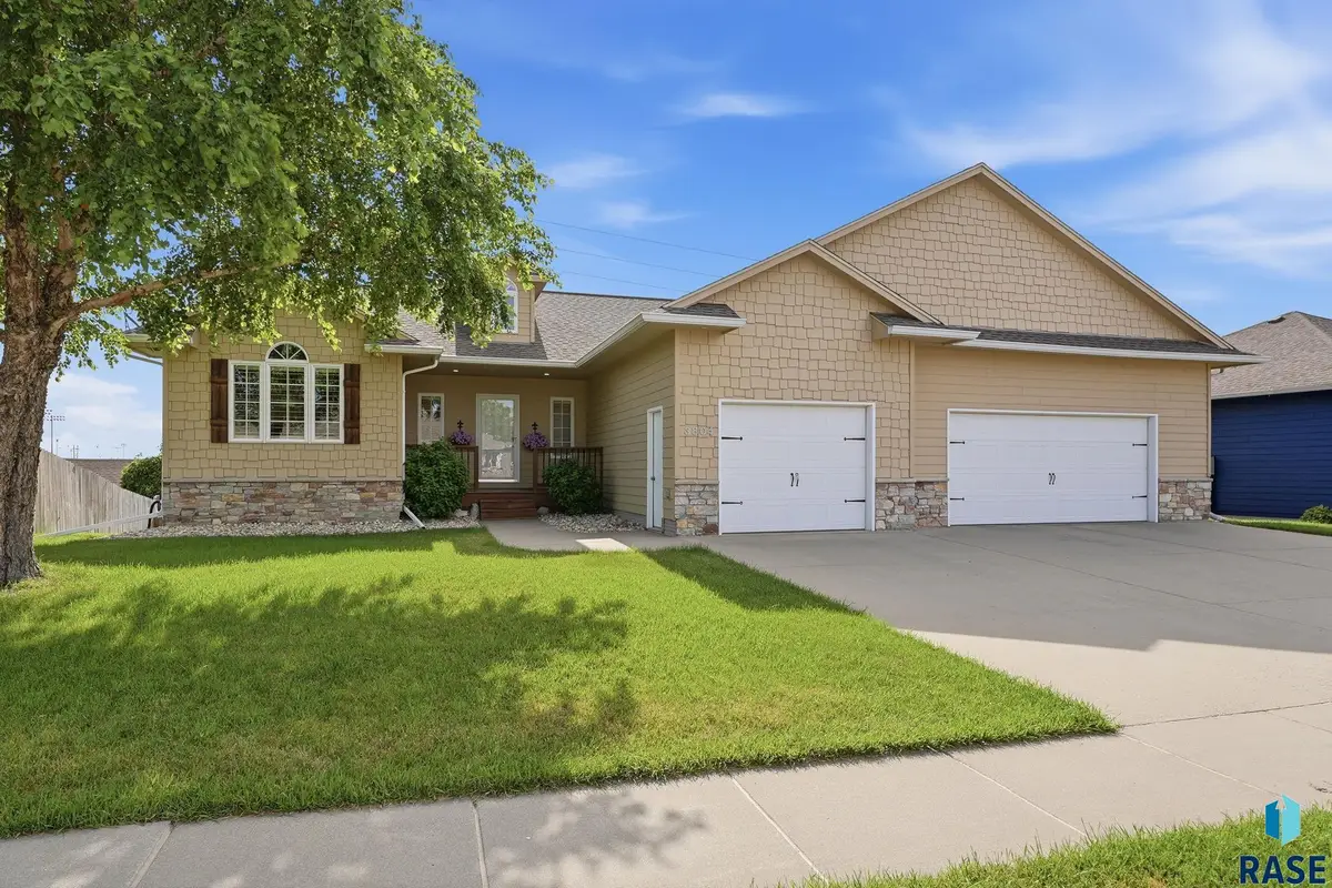 3804 S Harmony Dr, Sioux Falls, SD 57110 - #1