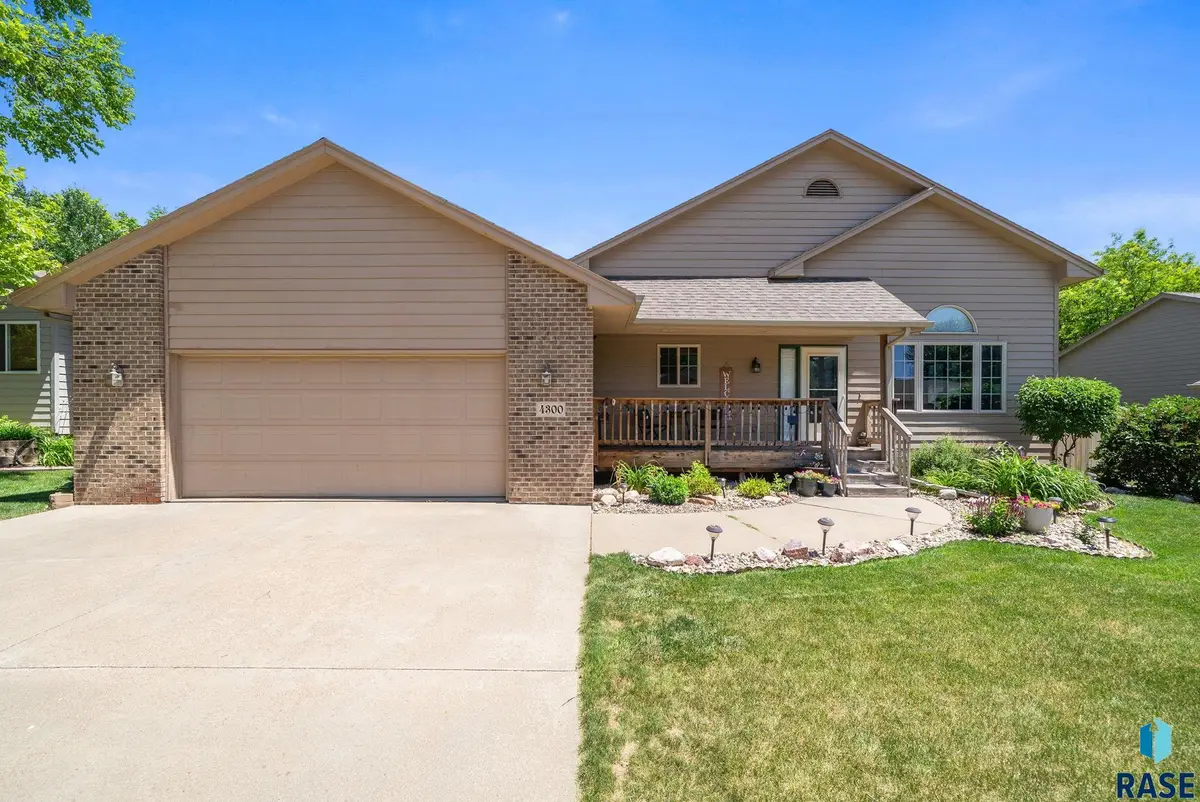 4300 S Florence Ave, Sioux Falls, SD 57103 - #1