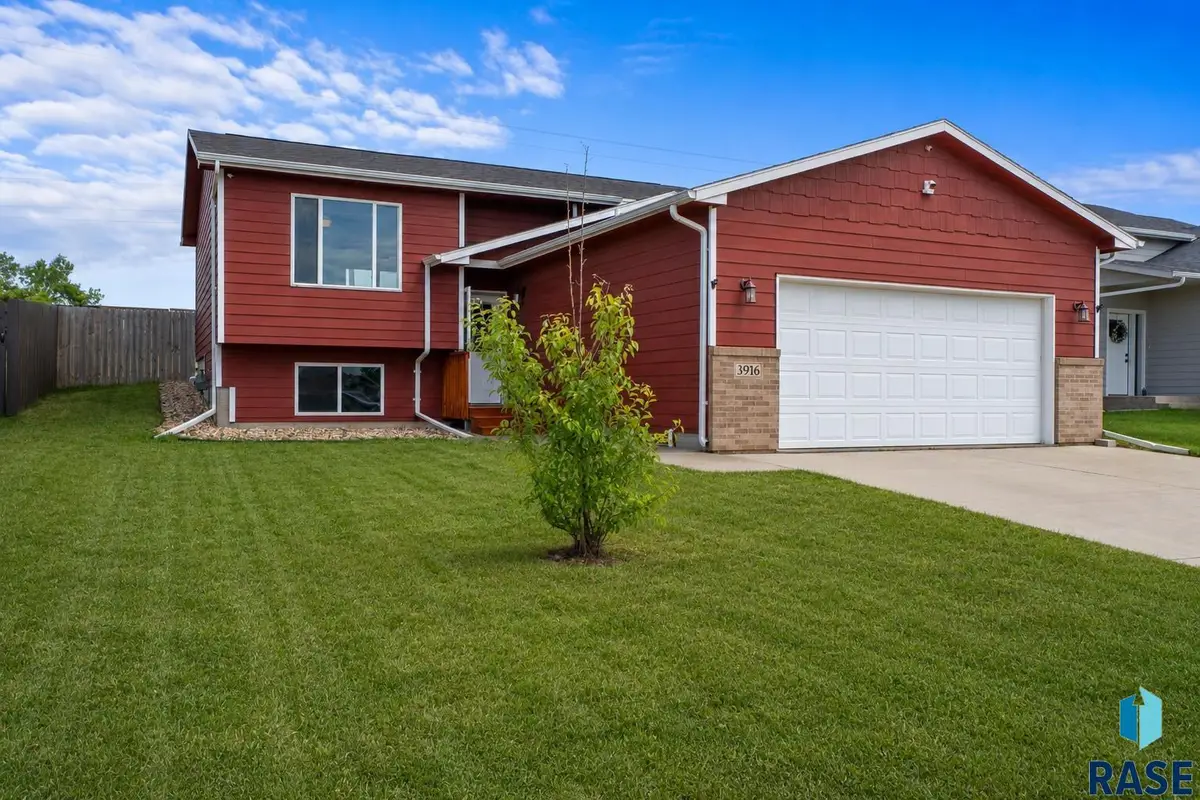 S Pisidian Ave, Sioux Falls, SD 57110 - #1