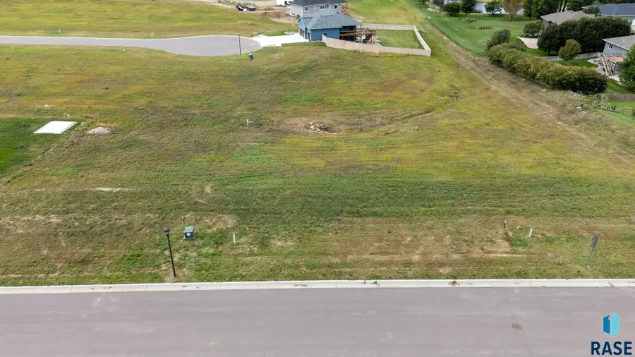 609 Hanna Trl, Crooks, SD 57020 - #2
