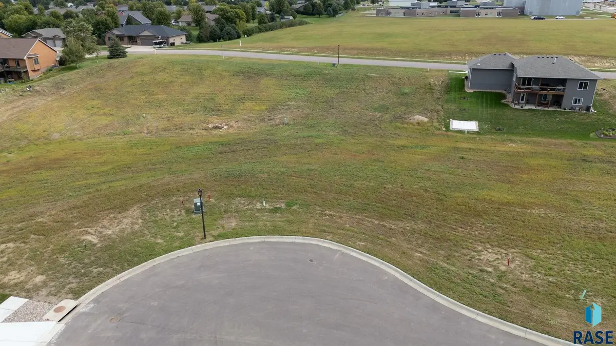 116 High Cross Cir, Crooks, SD 57020 - #1