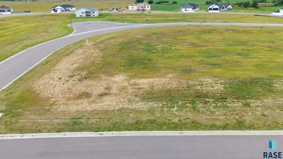 101 High Cross Cir, Crooks, SD 57020 - #1
