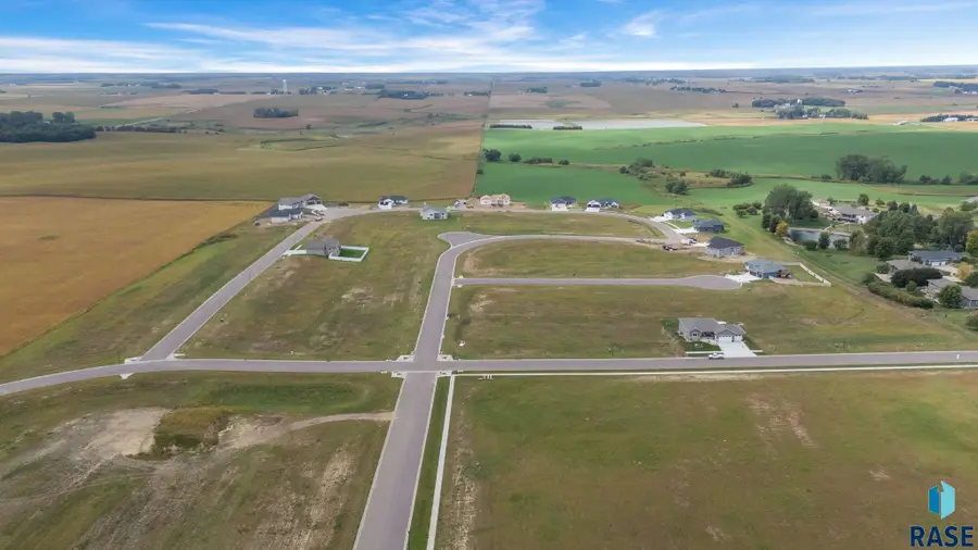 601 W Dianne St, Crooks, SD 57020 - #2