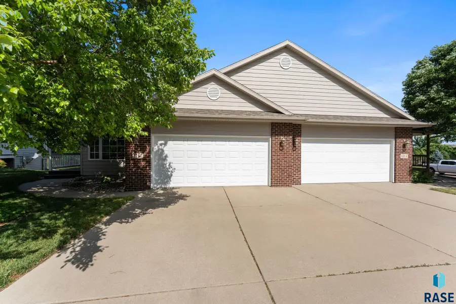 S Campbell Trl, Sioux Falls, SD 57106 - #2