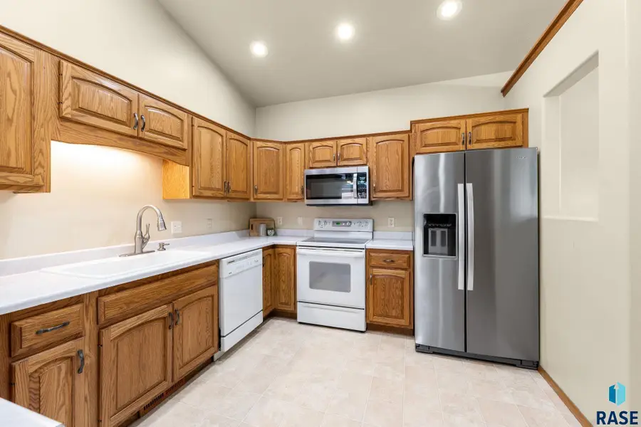 6604 Mogen Ave S, Sioux Falls, SD 57108 - #2