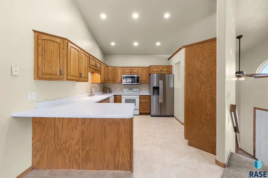 6604 Mogen Ave S, Sioux Falls, SD 57108 - #3