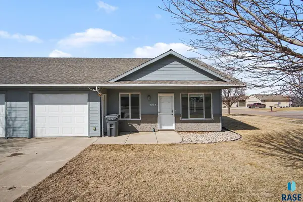 401 S Main Ave #C, Garretson, SD 57030