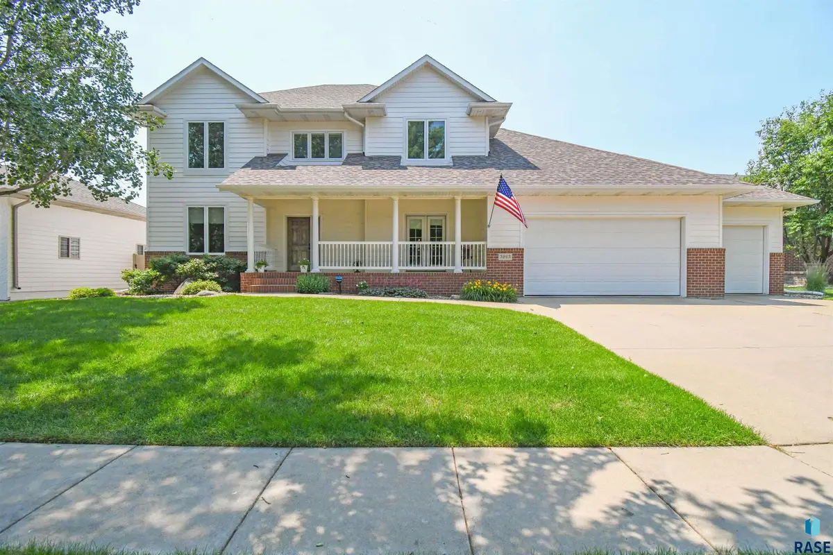 3913 S Pillsberry Ave, Sioux Falls, SD 57103 - #1
