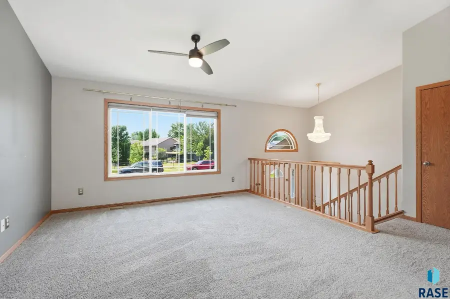 4404 E Steeple Cir, Sioux Falls, SD 57103 - #3