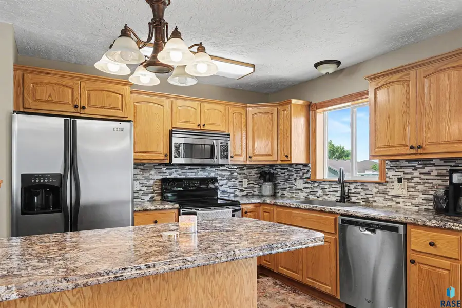 1125 N Main Ave, Tea, SD 57064 - #2