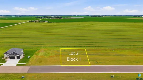 1407 Castle St, Larchwood, IA 51241