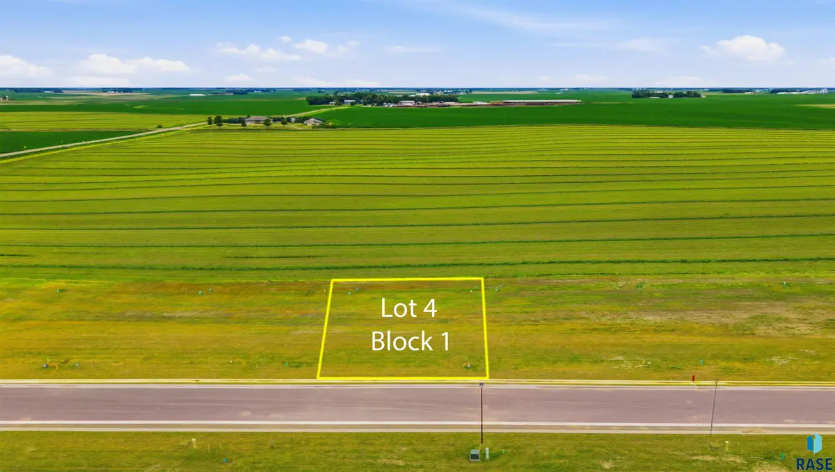 1411 Castle St, Larchwood, IA 51241 - #1