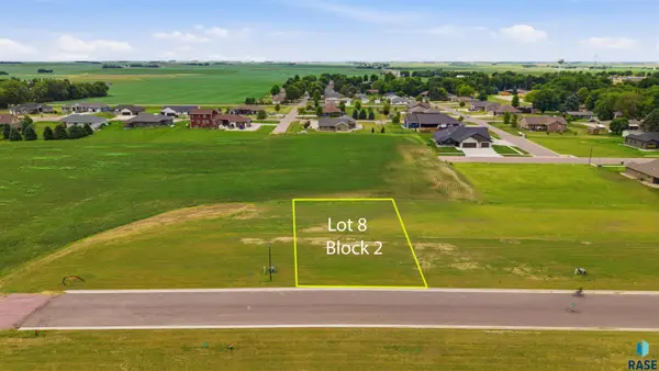 1506 Castle St, Larchwood, IA 51241