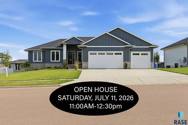 7428 E Twin Pines Ct, Sioux Falls, SD 57110