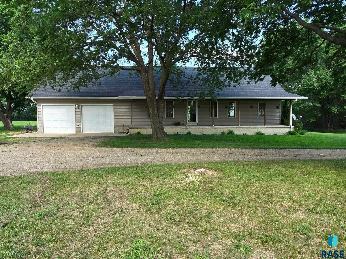 46336 287th St, Centerville, SD 57014 - #1