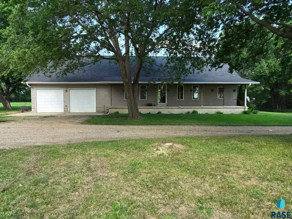 46336 287th St, Centerville, SD 57014
