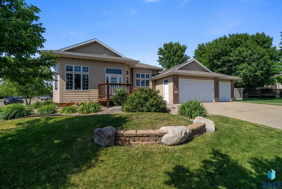 7808 W Leah St, Sioux Falls, SD 57106 - #1