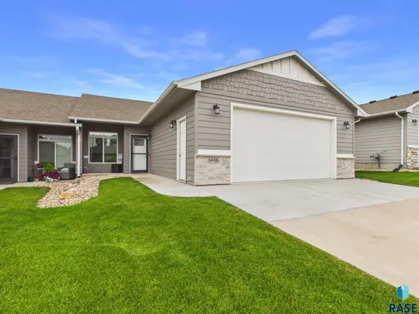 1406 S Foss Ave, Sioux Falls, SD 57110