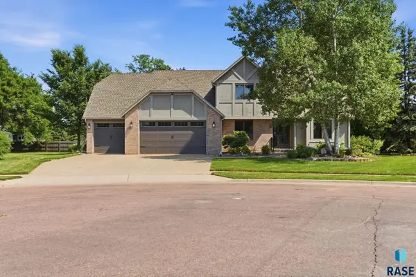 6709 W 32nd St, Sioux Falls, SD 57106