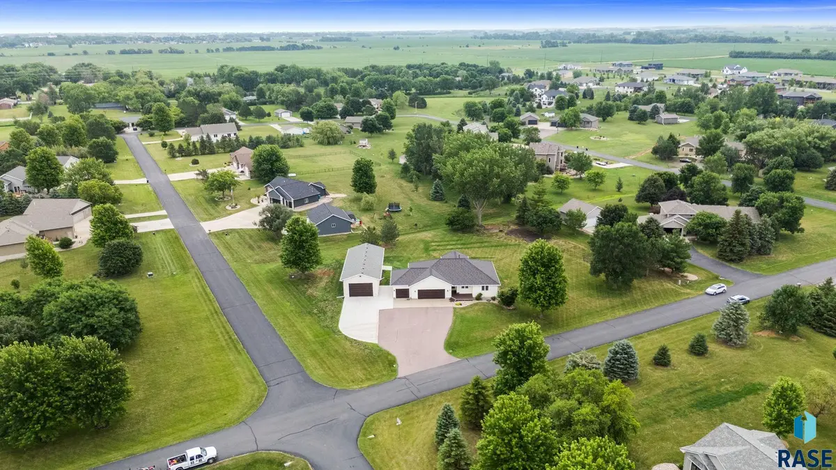27210 Lovely Pl, Tea, SD 57064 - #1