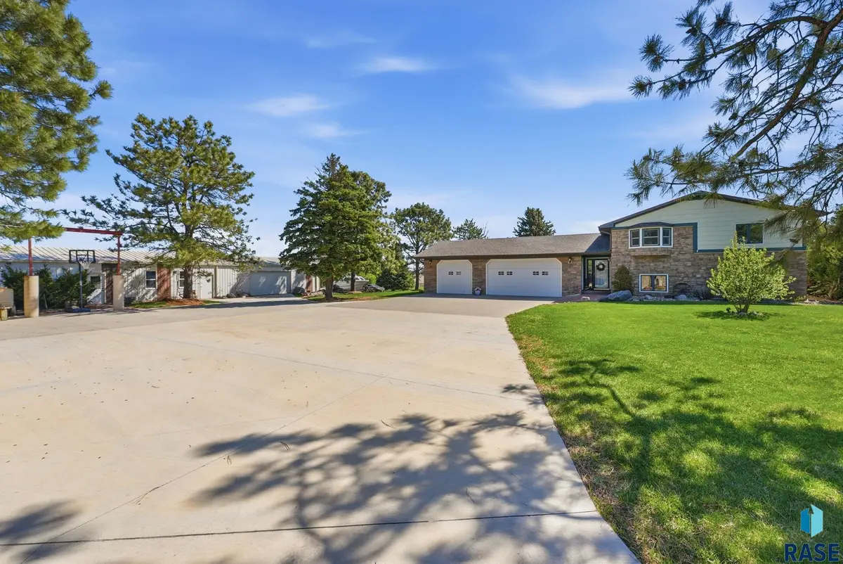 26574 466th Ave, Sioux Falls, SD 57106 - #1
