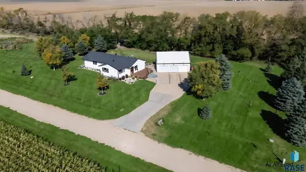 27450 Sd Hwy 115, Harrisburg, SD 57032